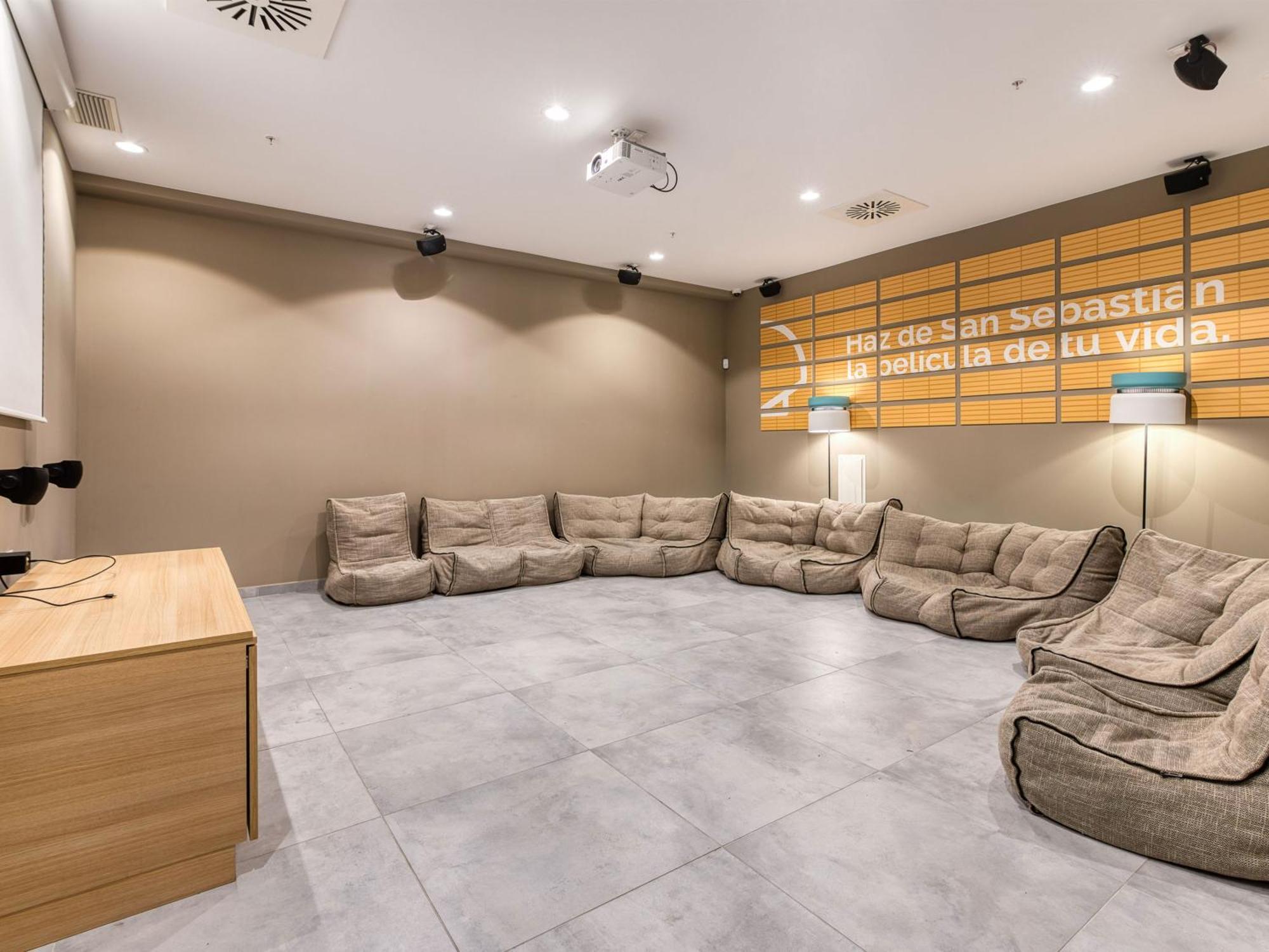 Livensa Living Studios 圣塞瓦斯蒂安 外观 照片